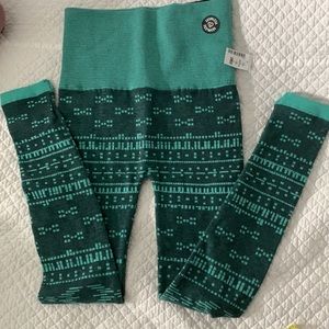 NWT Fleece Lined Leggings M/L